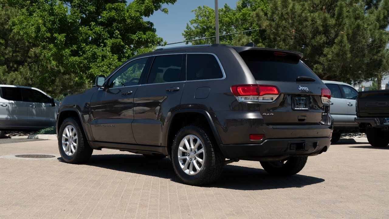 2021 Jeep Grand Cherokee Laredo E - Photo 2 - Reno, NV 89511