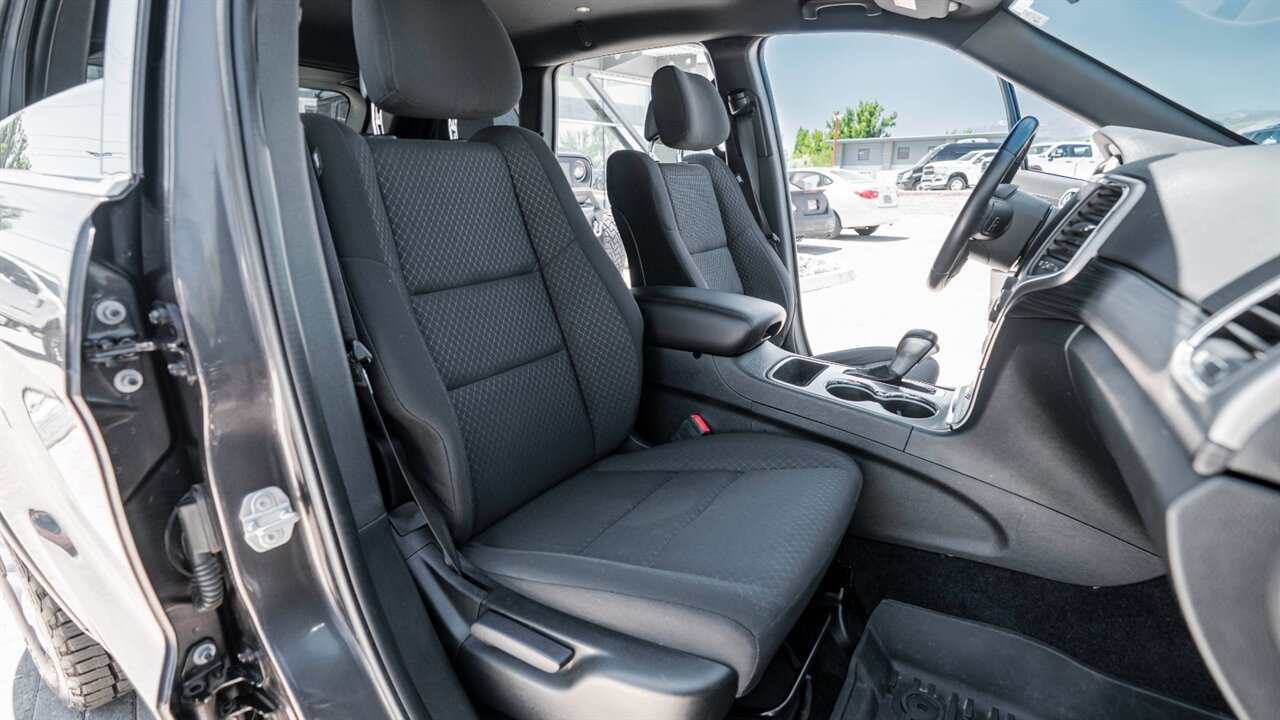 2021 Jeep Grand Cherokee Laredo E - Photo 18 - Reno, NV 89511
