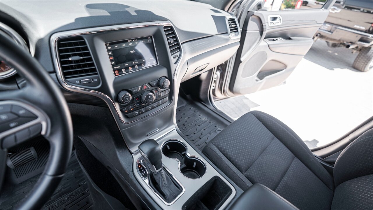 2021 Jeep Grand Cherokee Laredo E - Photo 29 - Reno, NV 89511