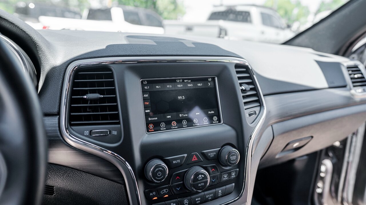 2021 Jeep Grand Cherokee Laredo E - Photo 27 - Reno, NV 89511