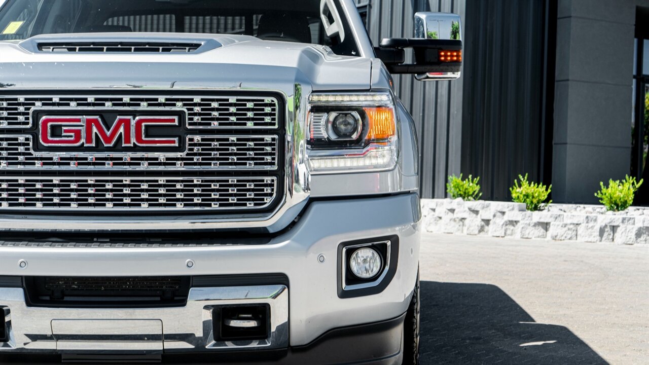 2019 GMC Sierra 2500 Denali - Photo 10 - Reno, NV 89511