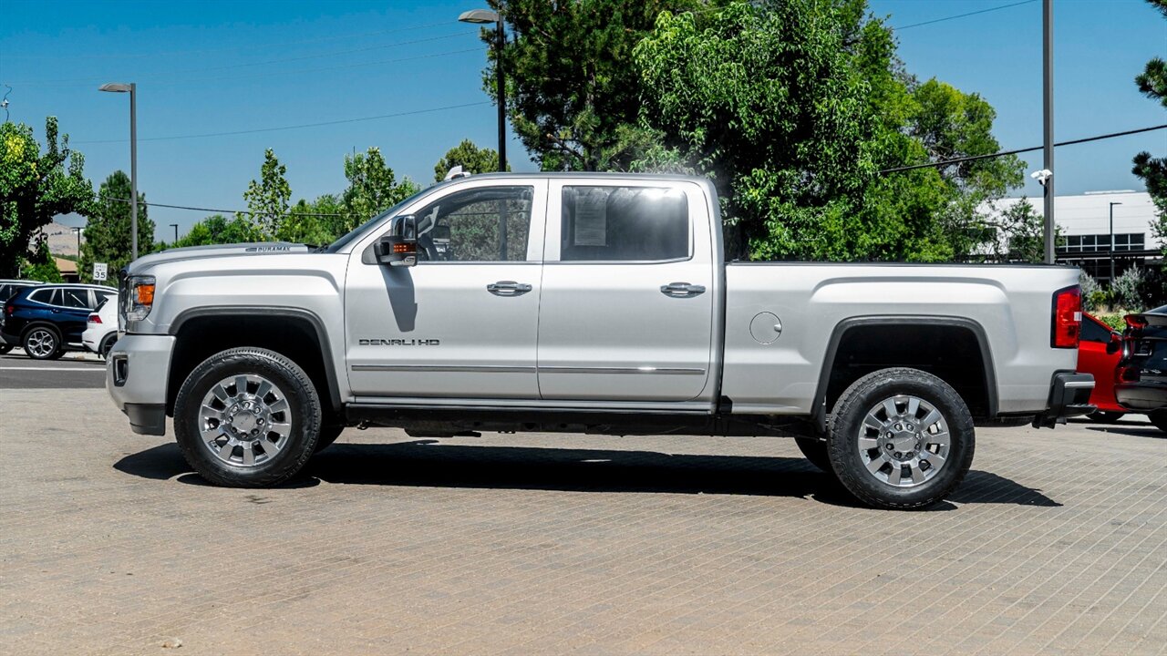2019 GMC Sierra 2500 Denali - Photo 3 - Reno, NV 89511