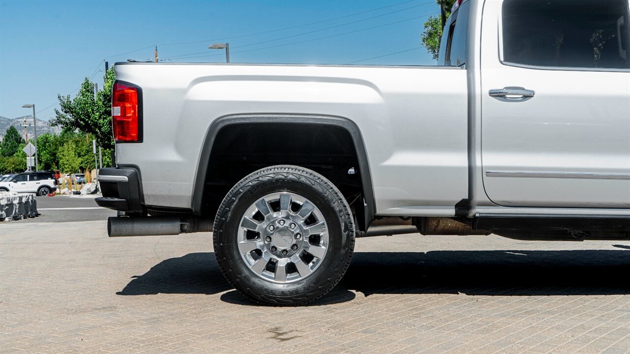 2019 GMC Sierra 2500 Denali - Photo 12 - Reno, NV 89511