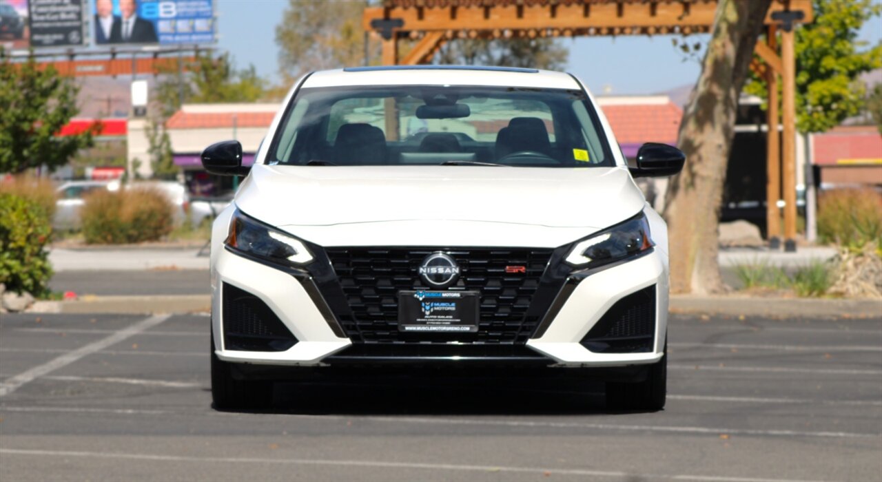 2023 Nissan Altima 2.5 SR - Photo 4 - Reno, NV 89511