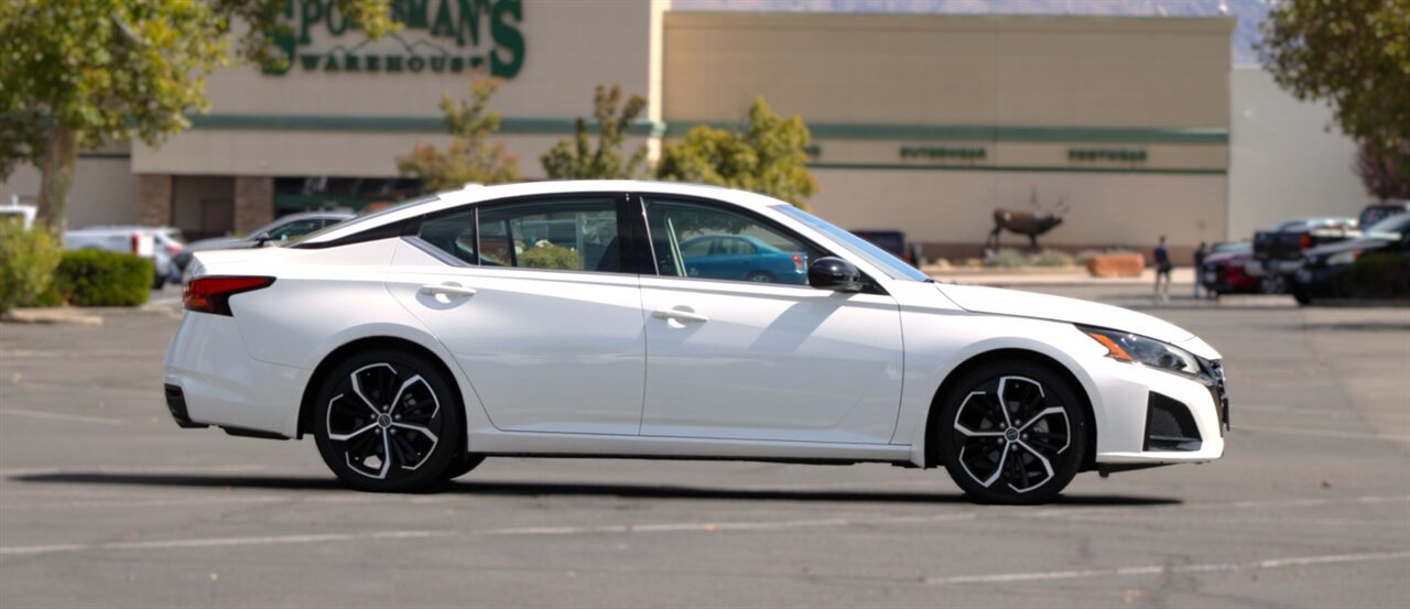 2023 Nissan Altima 2.5 SR - Photo 5 - Reno, NV 89511