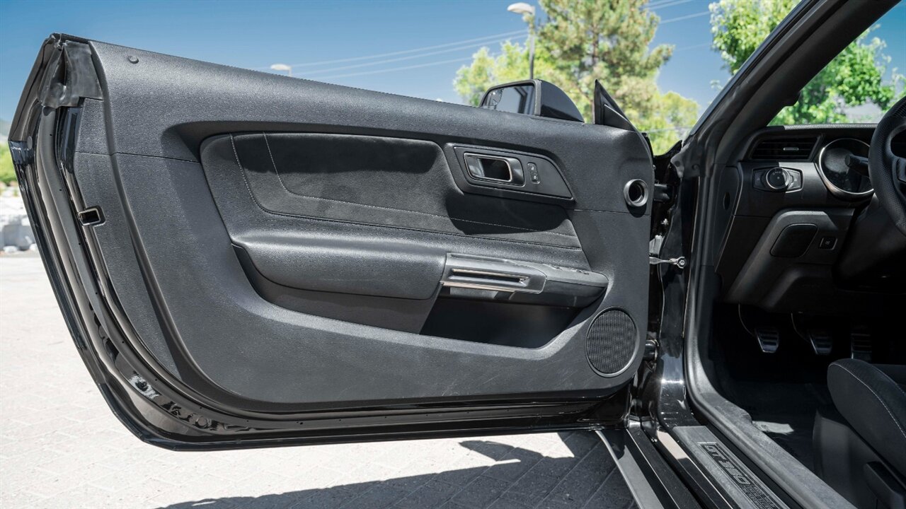 2016 Ford Mustang Shelby GT350   - Photo 17 - Reno, NV 89511