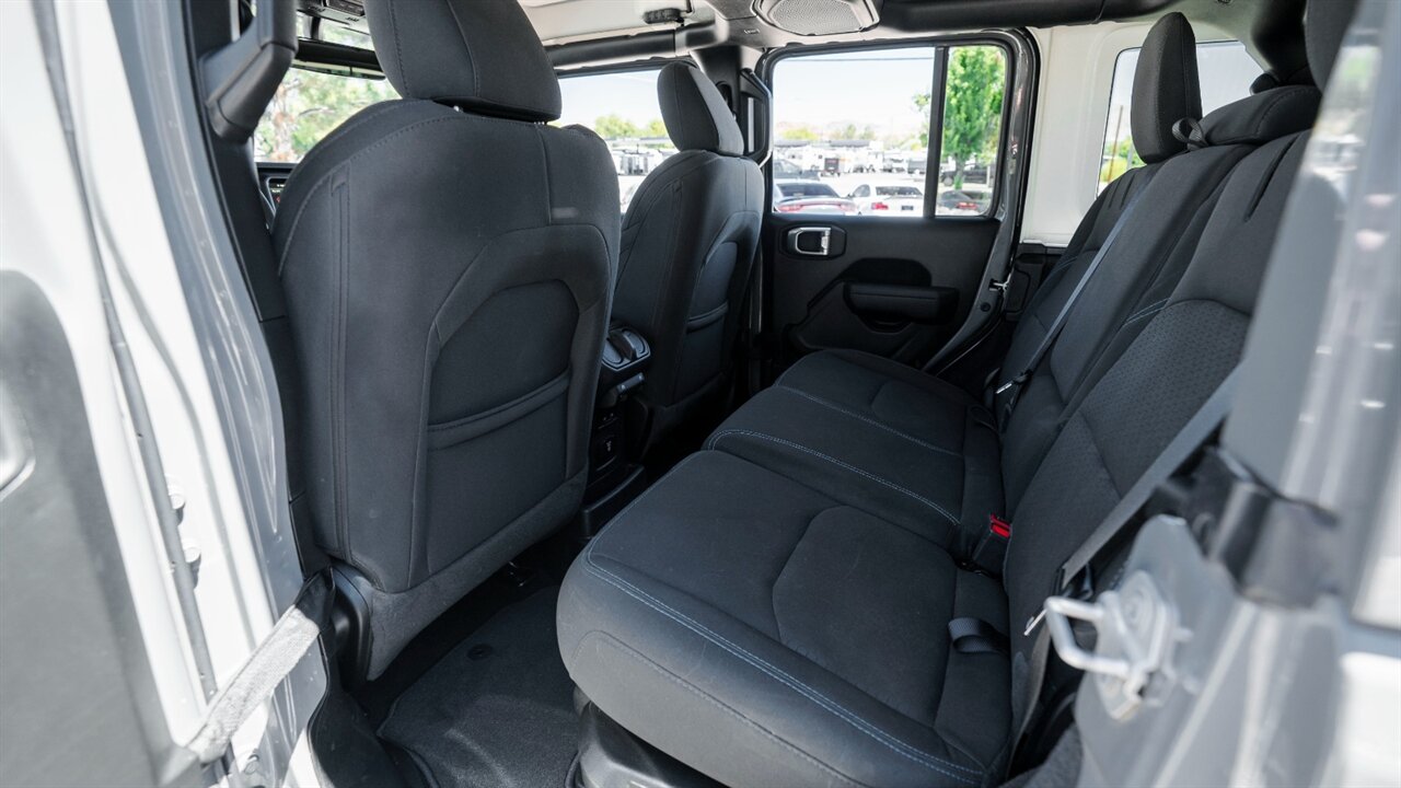 2023 Jeep Wrangler Rubicon 4xe - Photo 38 - Reno, NV 89511