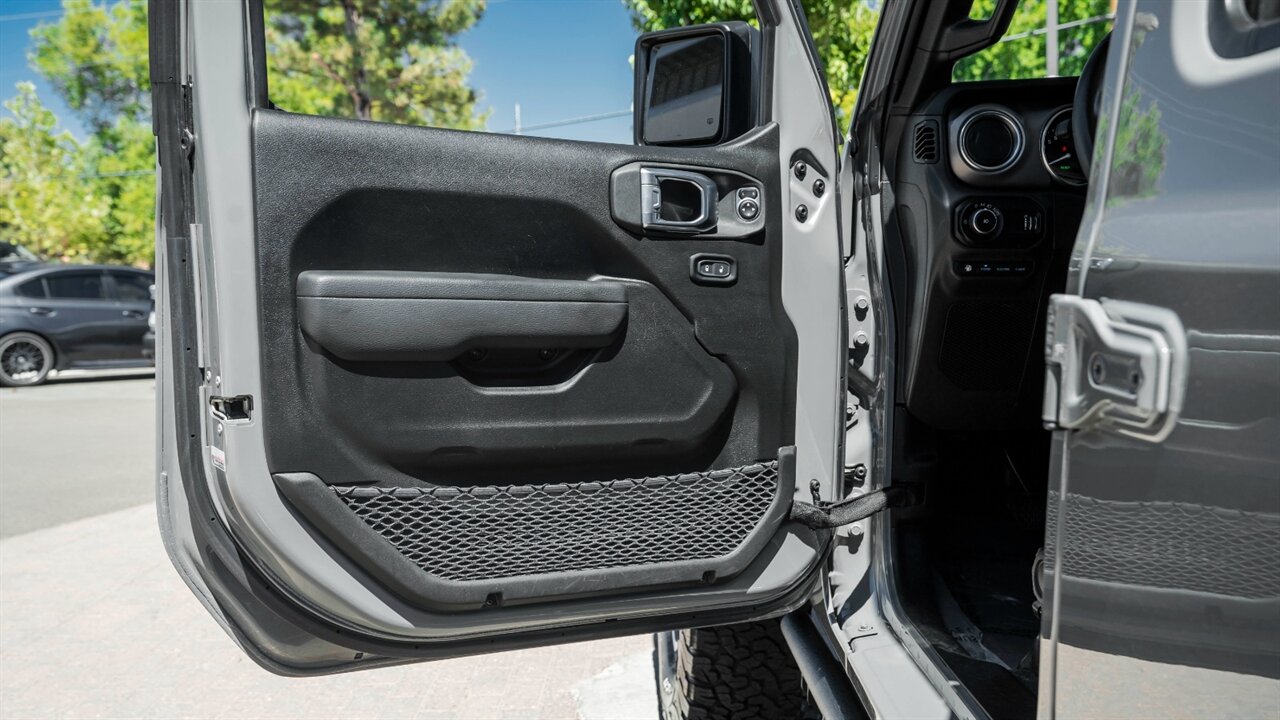 2023 Jeep Wrangler Rubicon 4xe - Photo 23 - Reno, NV 89511