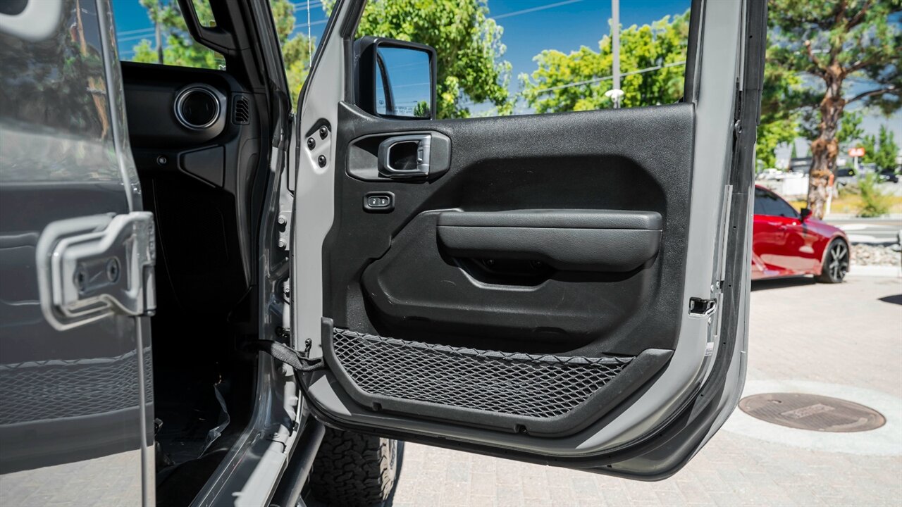 2023 Jeep Wrangler Rubicon 4xe - Photo 36 - Reno, NV 89511