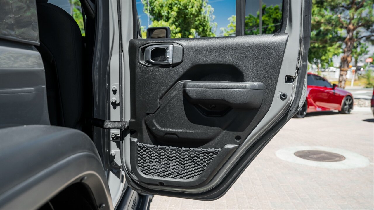 2023 Jeep Wrangler Rubicon 4xe - Photo 39 - Reno, NV 89511