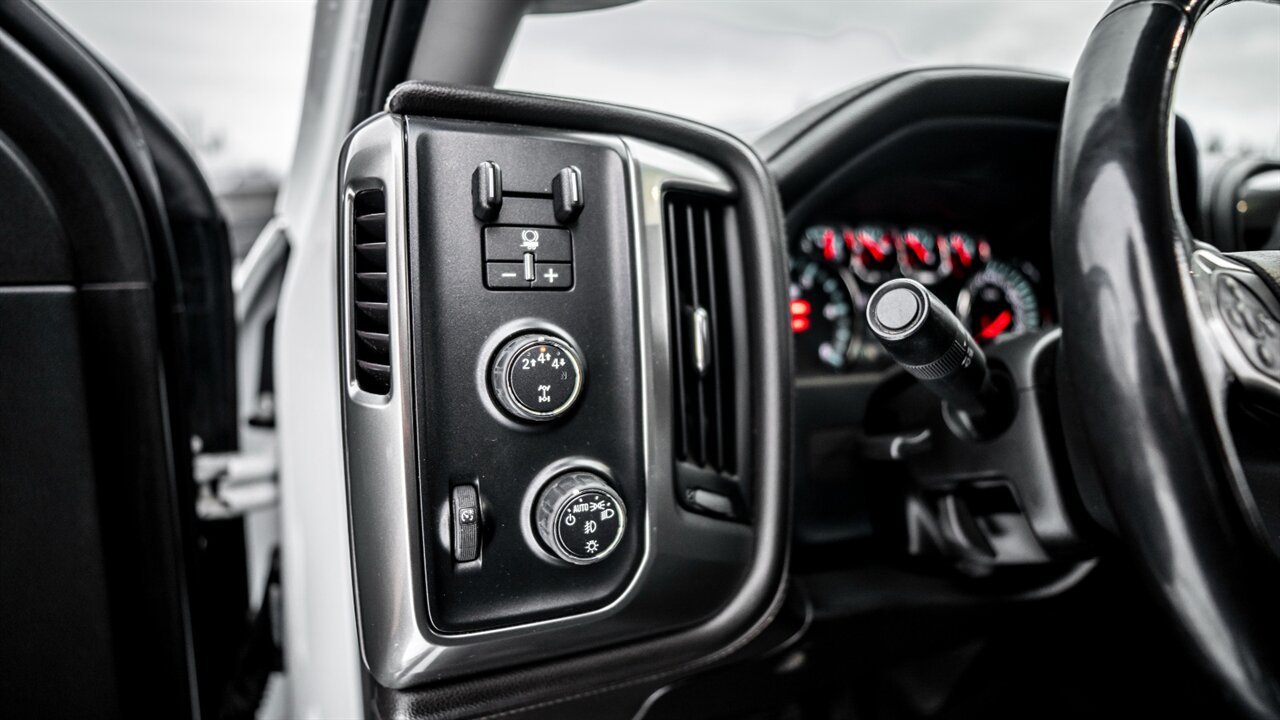 2019 Chevrolet Silverado 2500HD LTZ   - Photo 24 - Reno, NV 89511