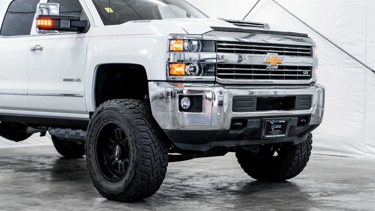 2019 Chevrolet Silverado 2500HD LTZ   - Photo 10 - Reno, NV 89511