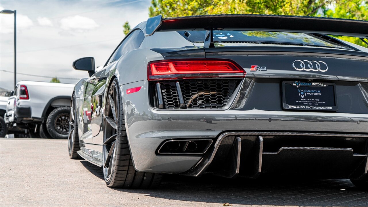 2017 Audi R8 5.2 Plus quattro  VF SUPERCHARGED - Photo 13 - Reno, NV 89511