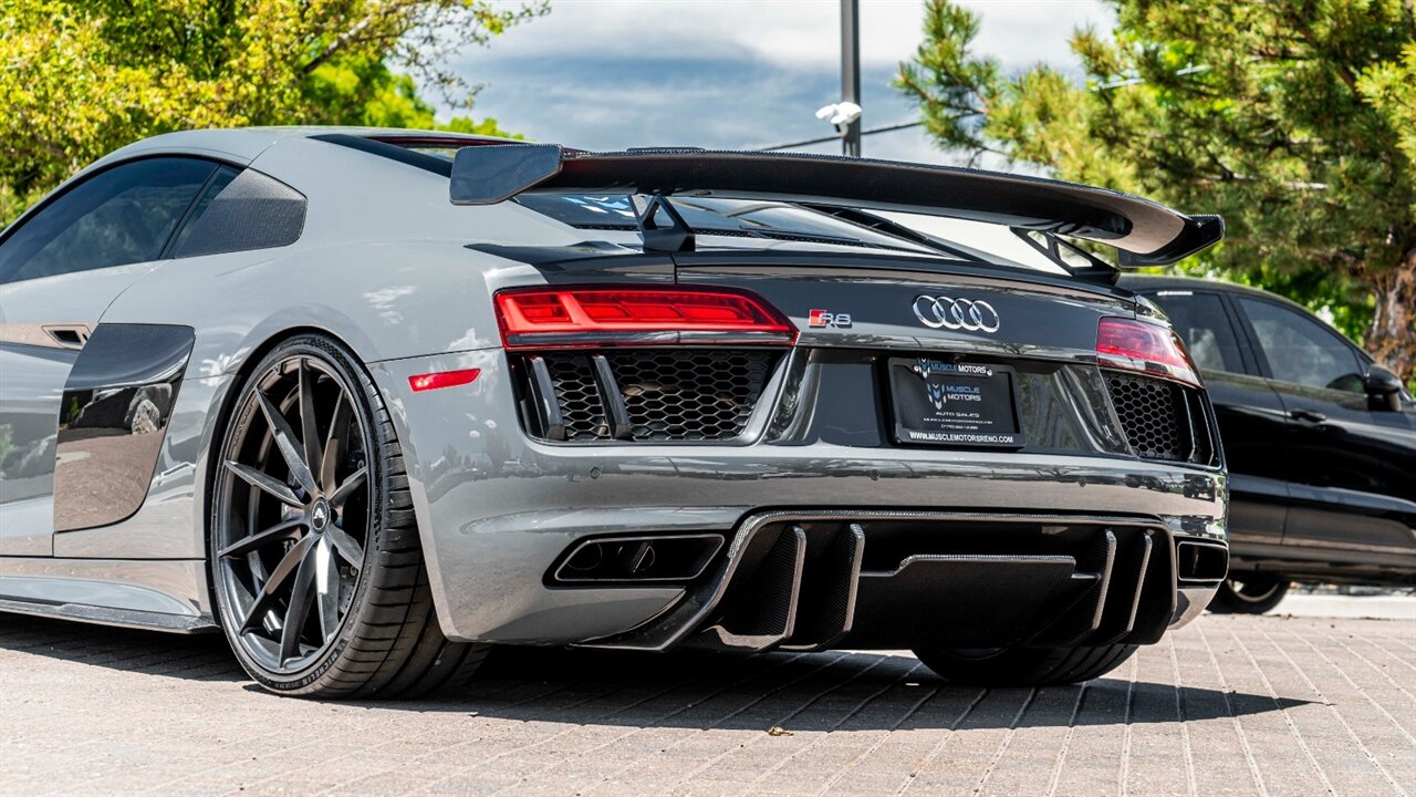 2017 Audi R8 5.2 Plus quattro  VF SUPERCHARGED - Photo 11 - Reno, NV 89511