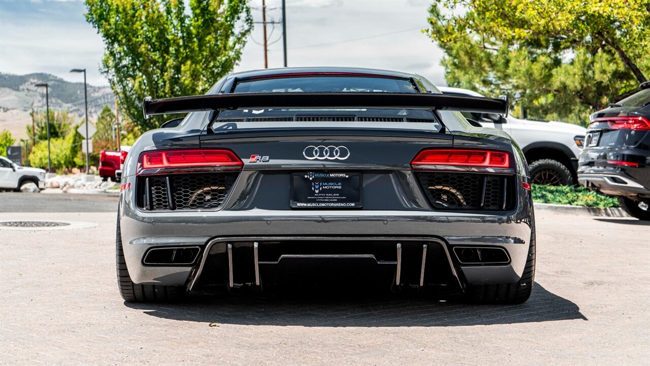 2017 Audi R8 5.2 Plus quattro  VF SUPERCHARGED - Photo 6 - Reno, NV 89511