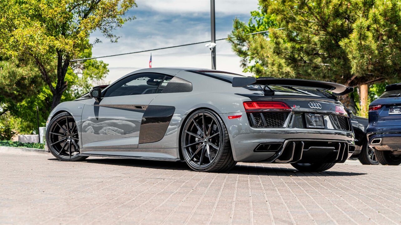 2017 Audi R8 5.2 Plus quattro  VF SUPERCHARGED - Photo 8 - Reno, NV 89511