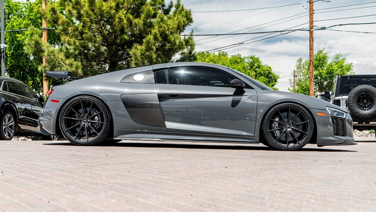 2017 Audi R8 5.2 Plus quattro  VF SUPERCHARGED - Photo 5 - Reno, NV 89511