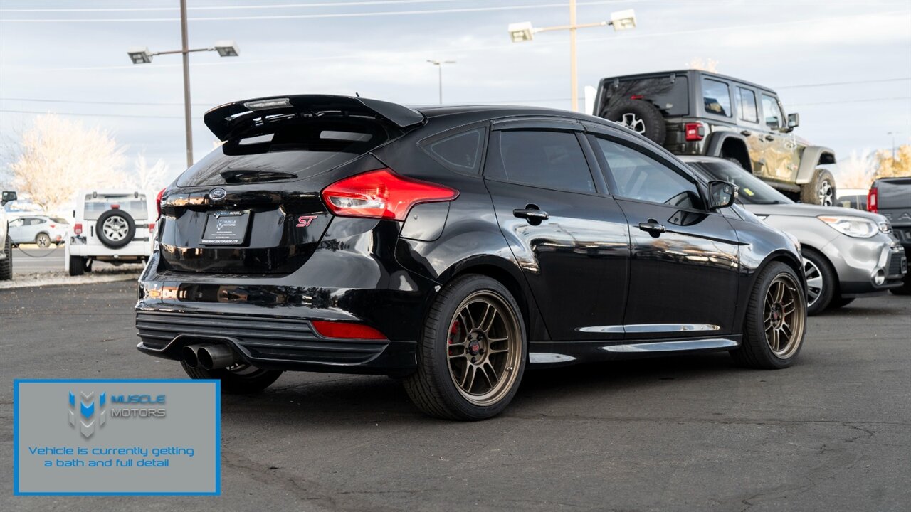 2018 Ford Focus ST - Photo 8 - Reno, NV 89511