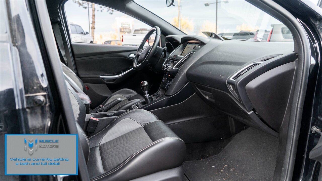 2018 Ford Focus ST - Photo 14 - Reno, NV 89511