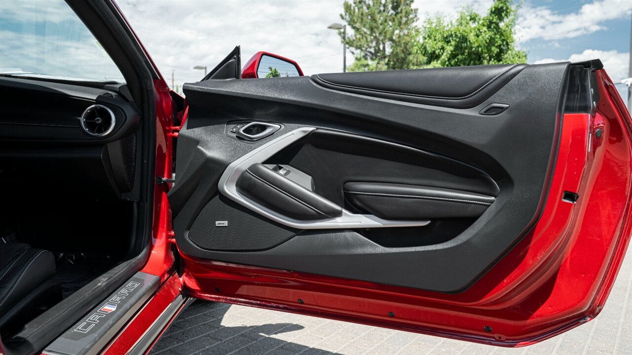 2016 Chevrolet Camaro SS 2SS - Photo 42 - Reno, NV 89511