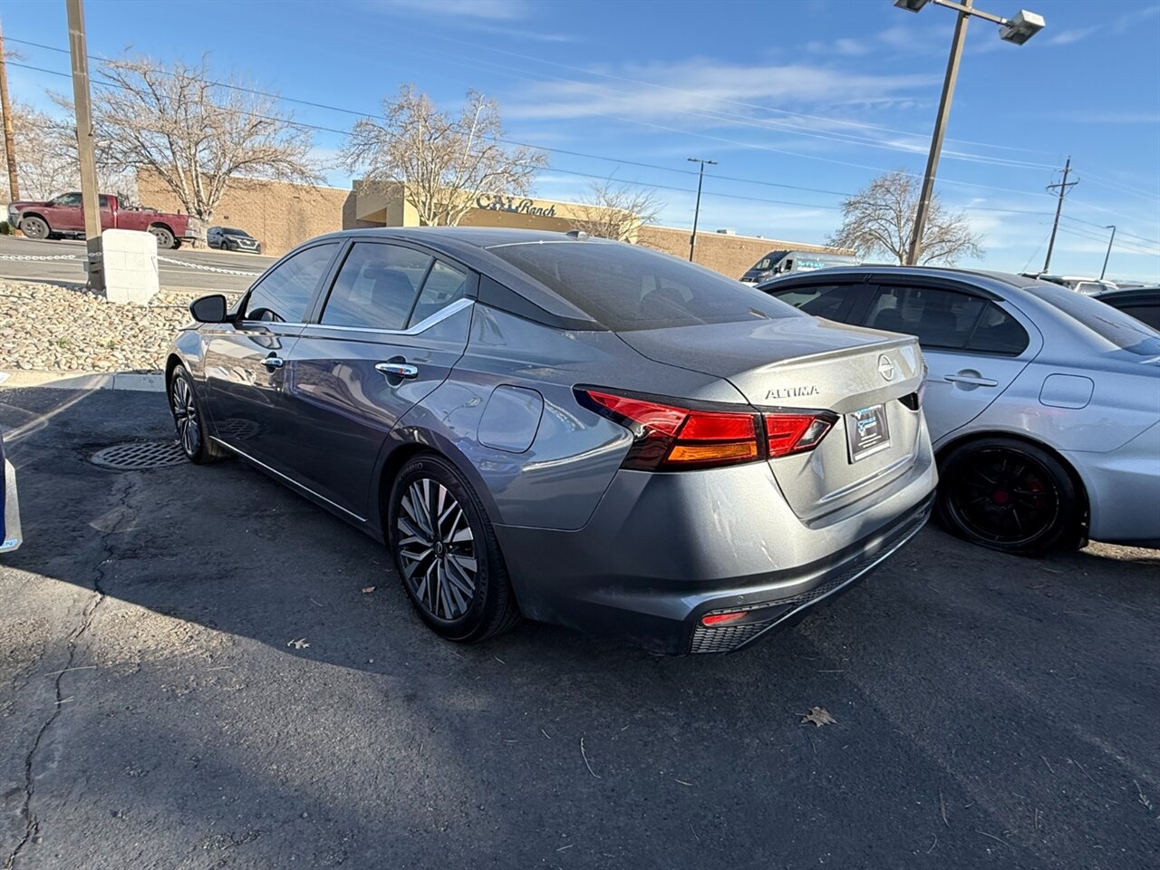 2024 Nissan Altima 2.5 SV - Photo 2 - Reno, NV 89511