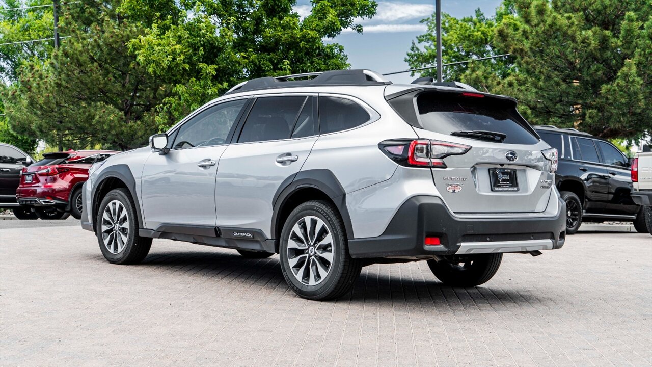2024 Subaru Outback Touring XT - Photo 2 - Reno, NV 89511