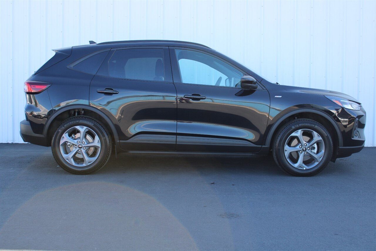 2025 Ford Escape ST-Line Select   - Photo 4 - Reno, NV 89511