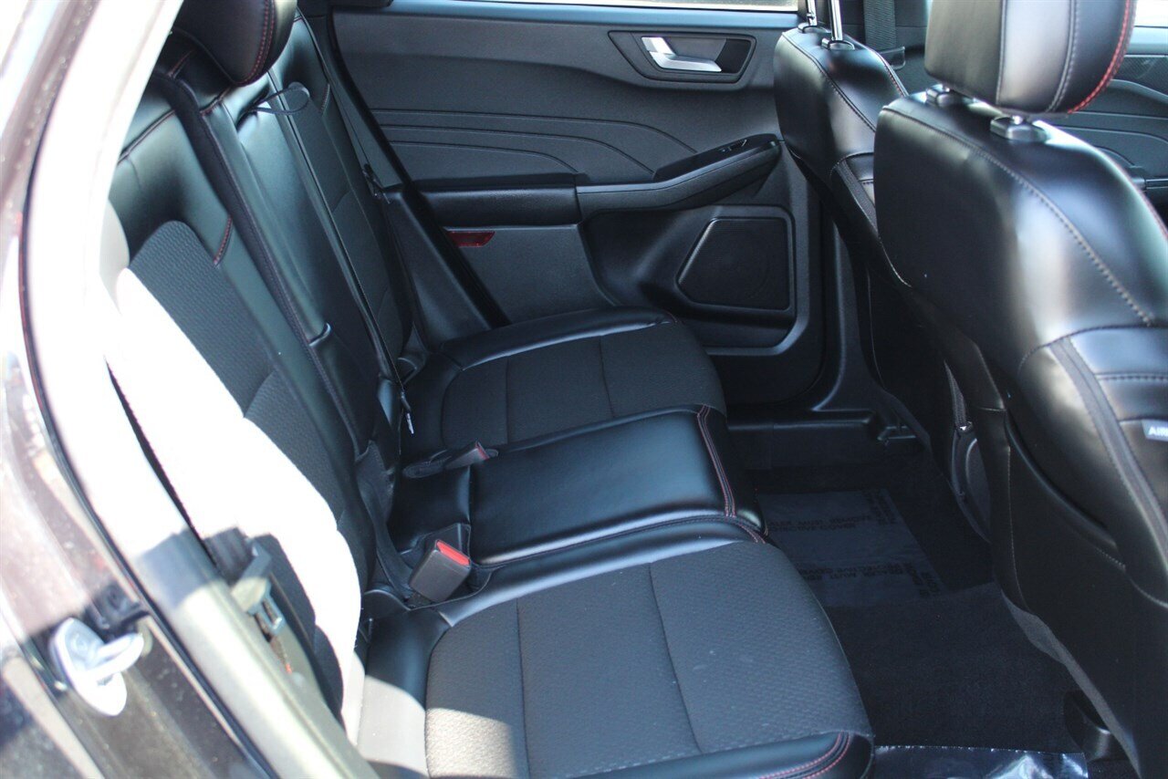 2025 Ford Escape ST-Line Select   - Photo 19 - Reno, NV 89511