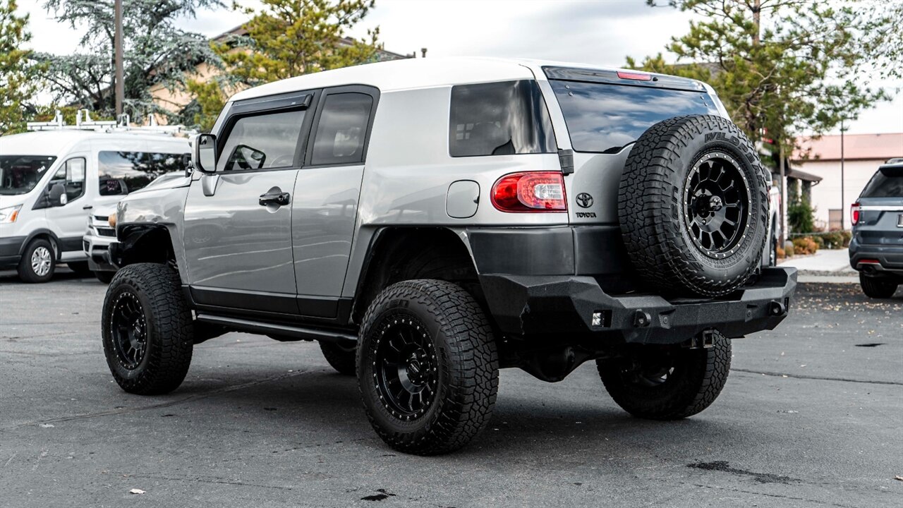 2010 Toyota FJ Cruiser - Photo 2 - Reno, NV 89511