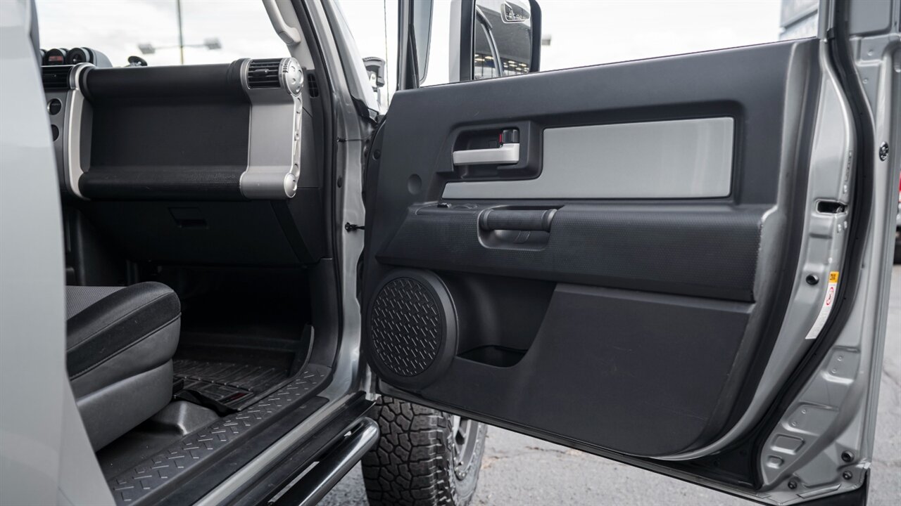 2010 Toyota FJ Cruiser - Photo 33 - Reno, NV 89511