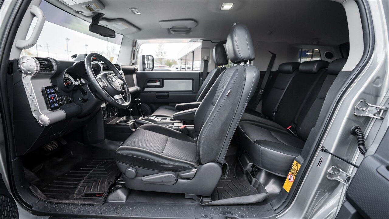 2010 Toyota FJ Cruiser - Photo 15 - Reno, NV 89511