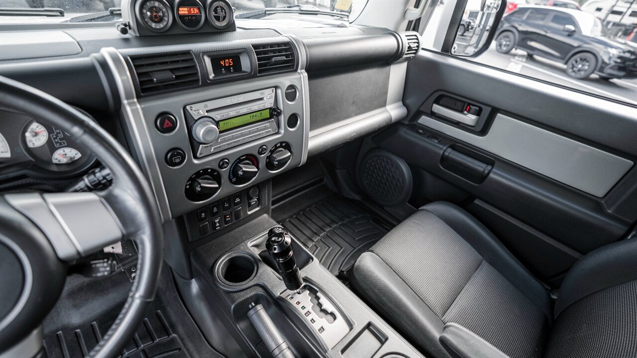 2010 Toyota FJ Cruiser - Photo 32 - Reno, NV 89511