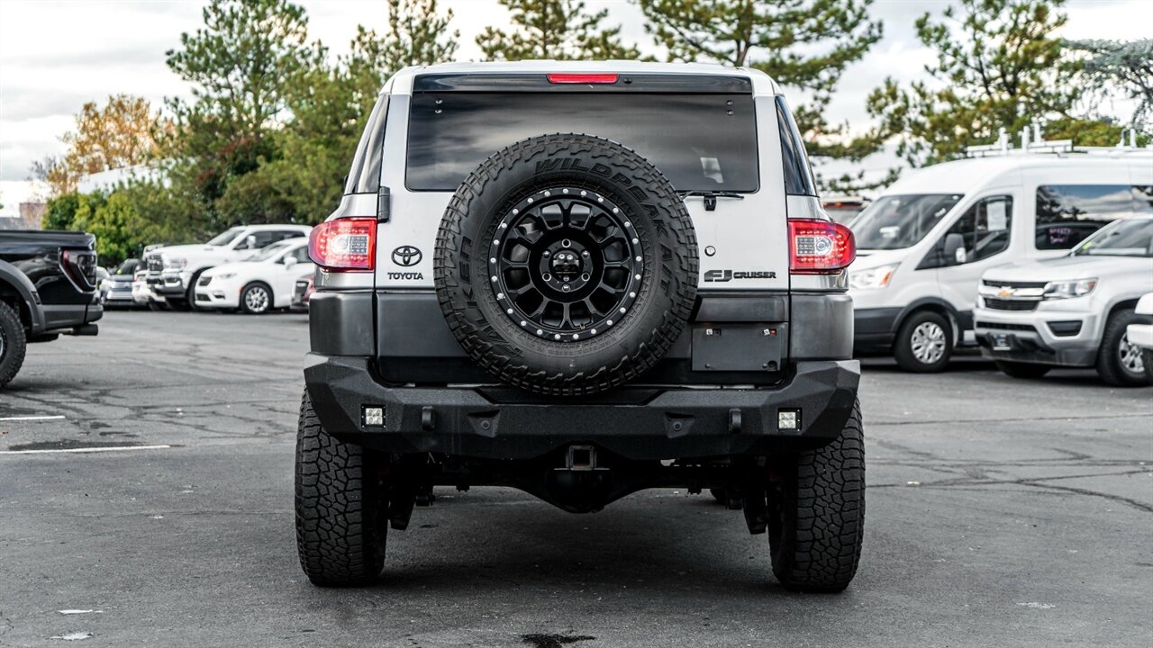 2010 Toyota FJ Cruiser - Photo 6 - Reno, NV 89511