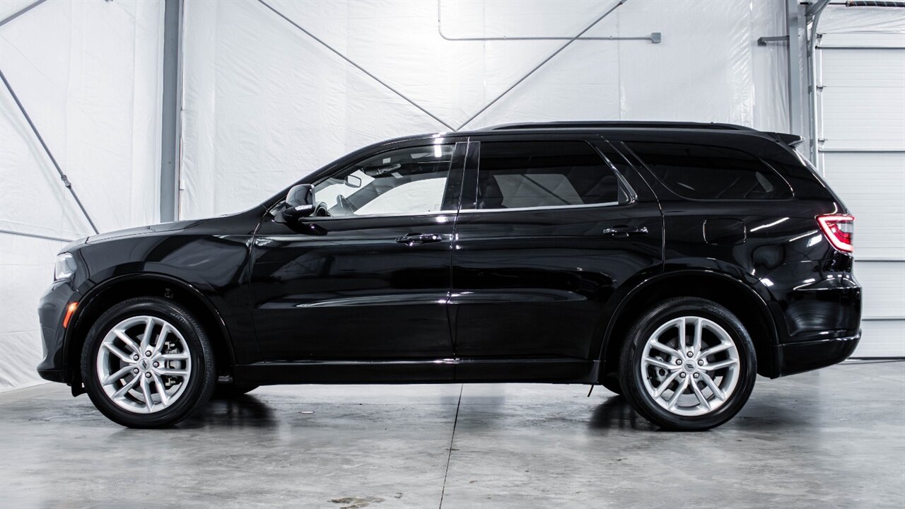 2023 Dodge Durango GT Plus photo 2