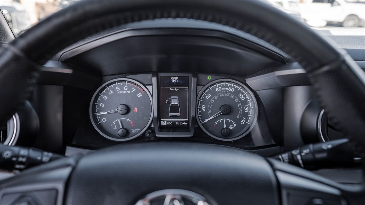 2018 Toyota Tacoma TRD Off-Road V6   - Photo 30 - Reno, NV 89511