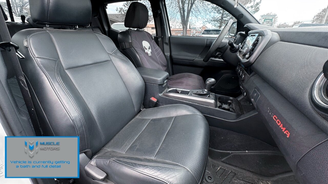 2018 Toyota Tacoma TRD Off-Road V6 - Photo 11 - Reno, NV 89511