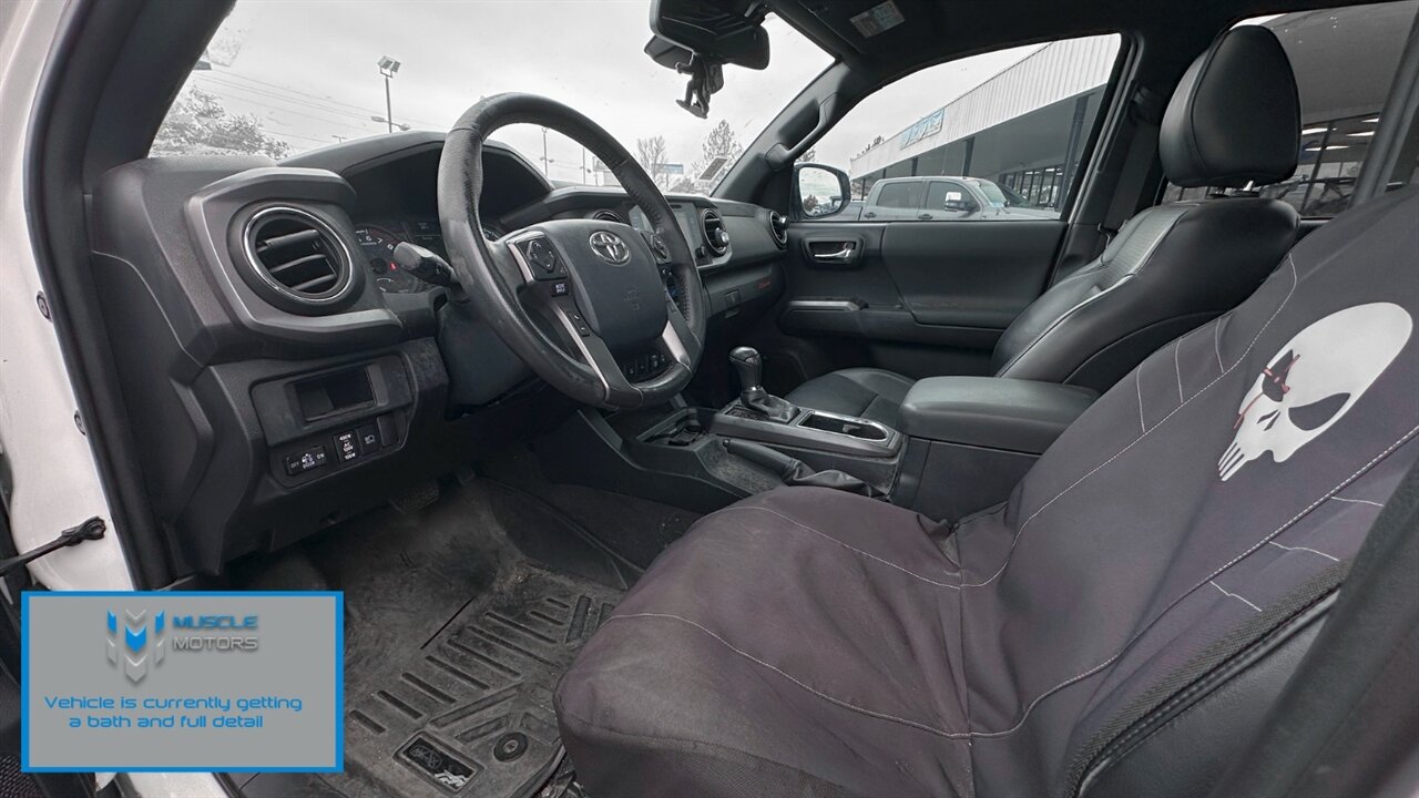 2018 Toyota Tacoma TRD Off-Road V6 - Photo 10 - Reno, NV 89511