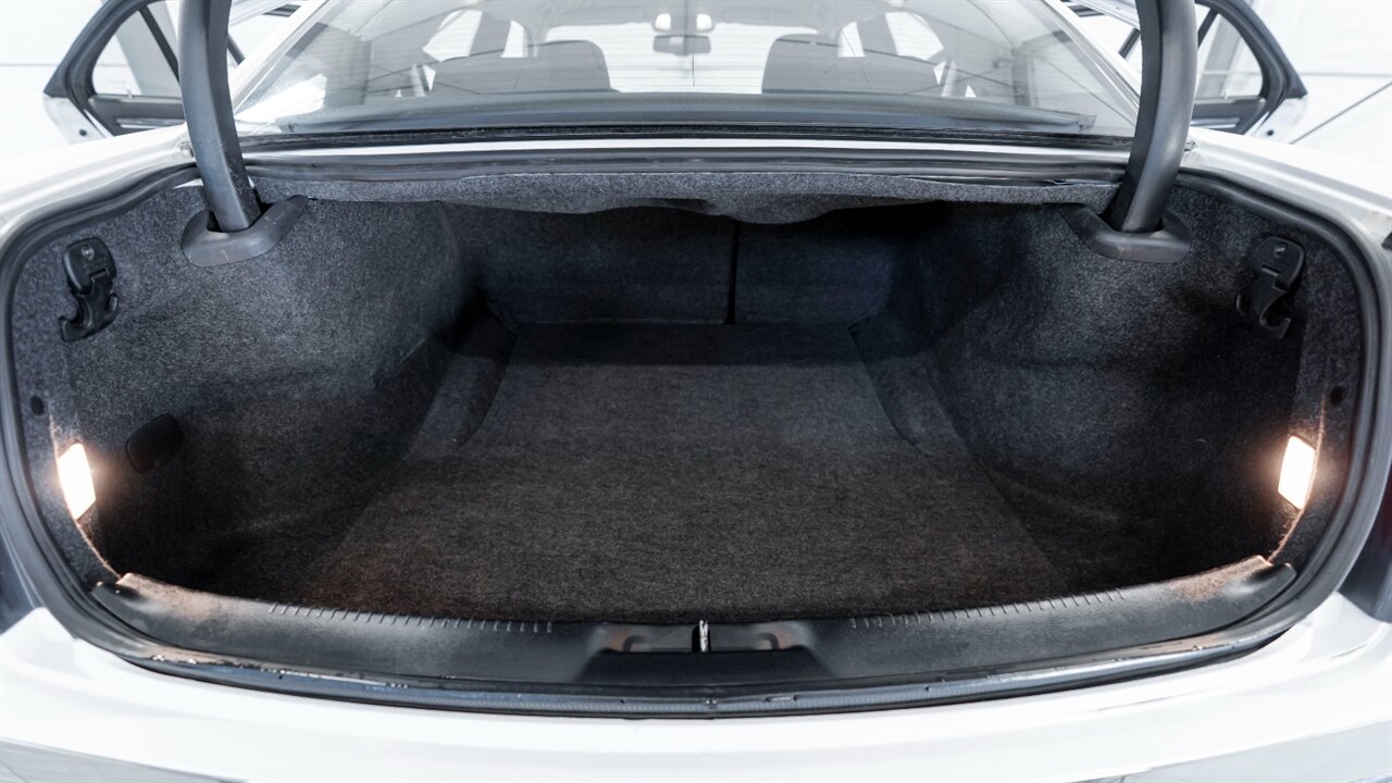 2022 Chrysler 300 Series Touring   - Photo 38 - Reno, NV 89511