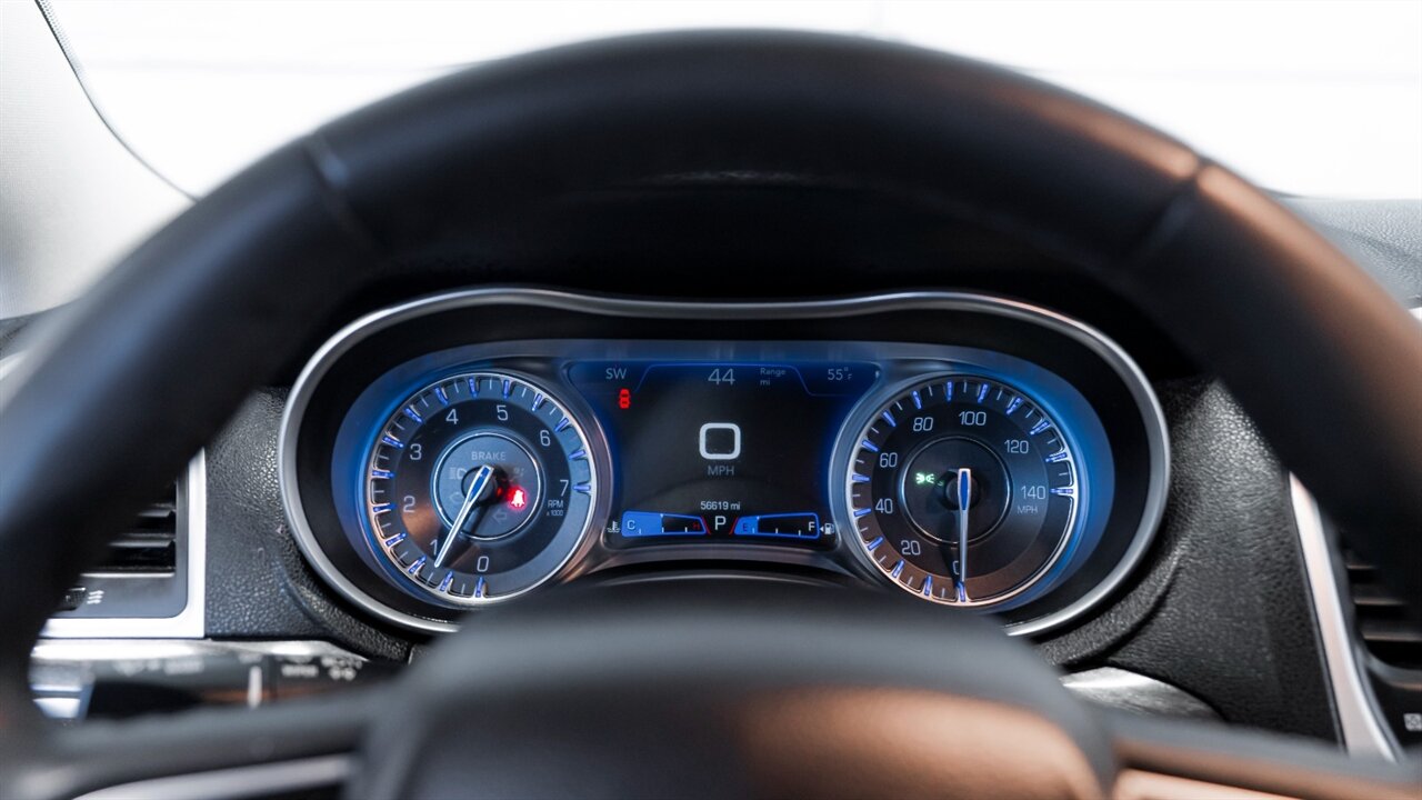 2022 Chrysler 300 Series Touring   - Photo 28 - Reno, NV 89511