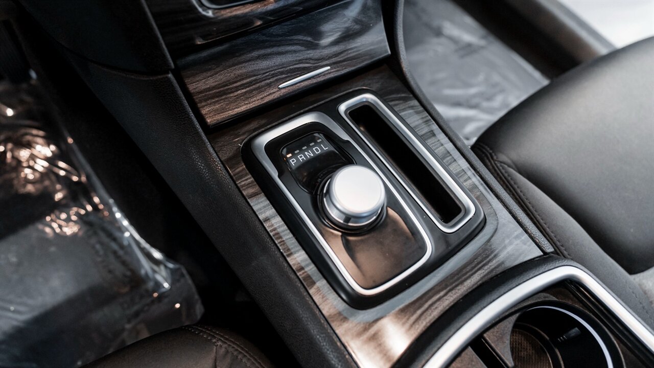 2022 Chrysler 300 Series Touring   - Photo 31 - Reno, NV 89511