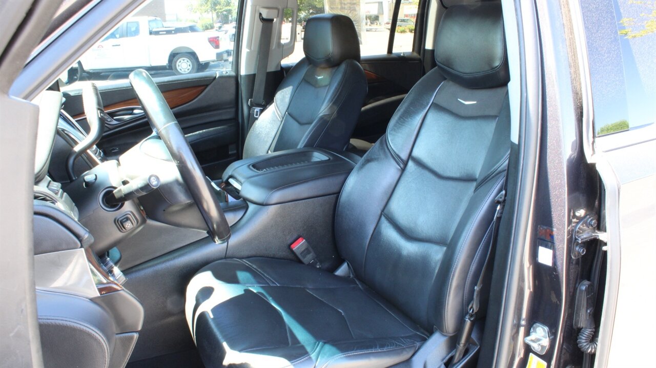 2018 Cadillac Escalade ESV Premium   - Photo 14 - Reno, NV 89511