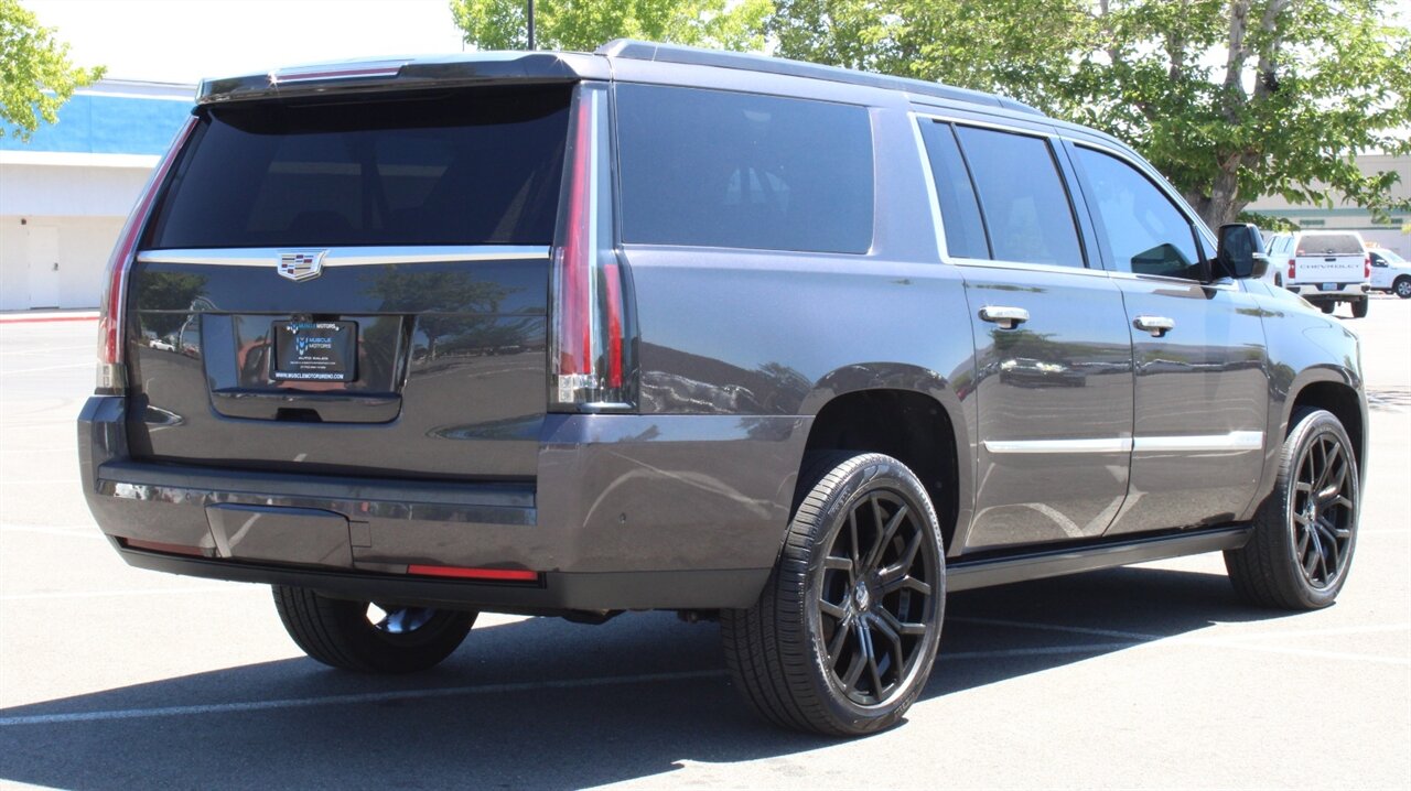 2018 Cadillac Escalade ESV Premium   - Photo 5 - Reno, NV 89511