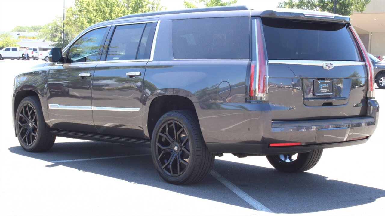 2018 Cadillac Escalade ESV Premium   - Photo 7 - Reno, NV 89511