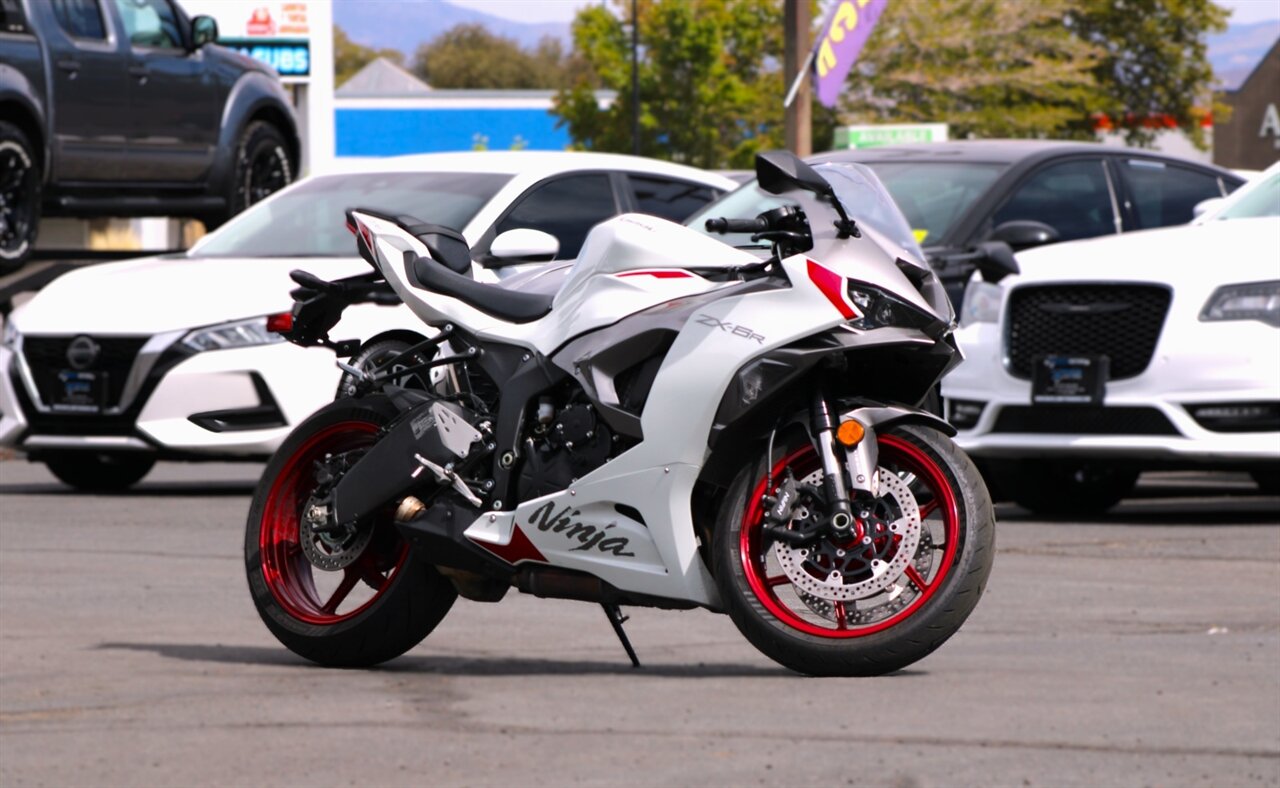 2025 Kawasaki Ninja ABS KRT Edition - Photo 8 - Reno, NV 89511