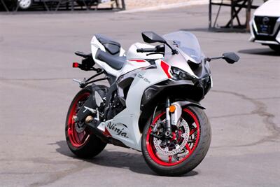 2025 Kawasaki Ninja ABS KRT Edition 