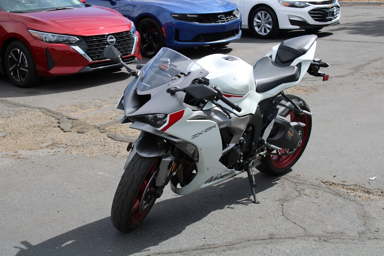 2025 Kawasaki Ninja ABS KRT Edition - Photo 4 - Reno, NV 89511