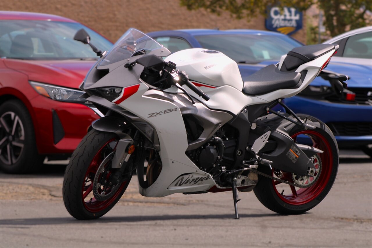 2025 Kawasaki Ninja ABS KRT Edition - Photo 9 - Reno, NV 89511