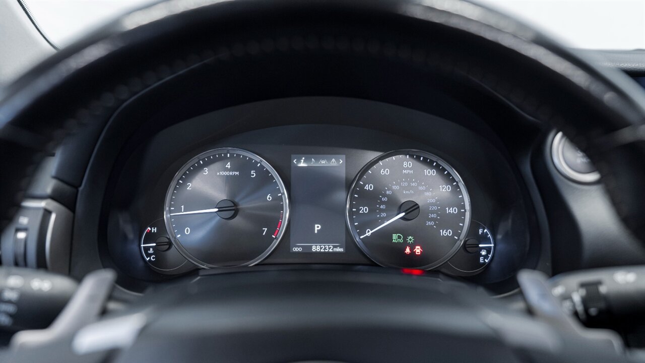 2017 Lexus IS 300   - Photo 27 - Reno, NV 89511