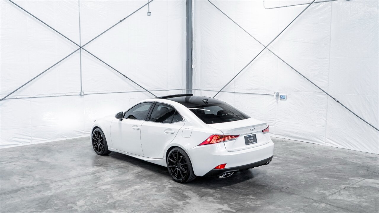 2017 Lexus IS 300   - Photo 8 - Reno, NV 89511