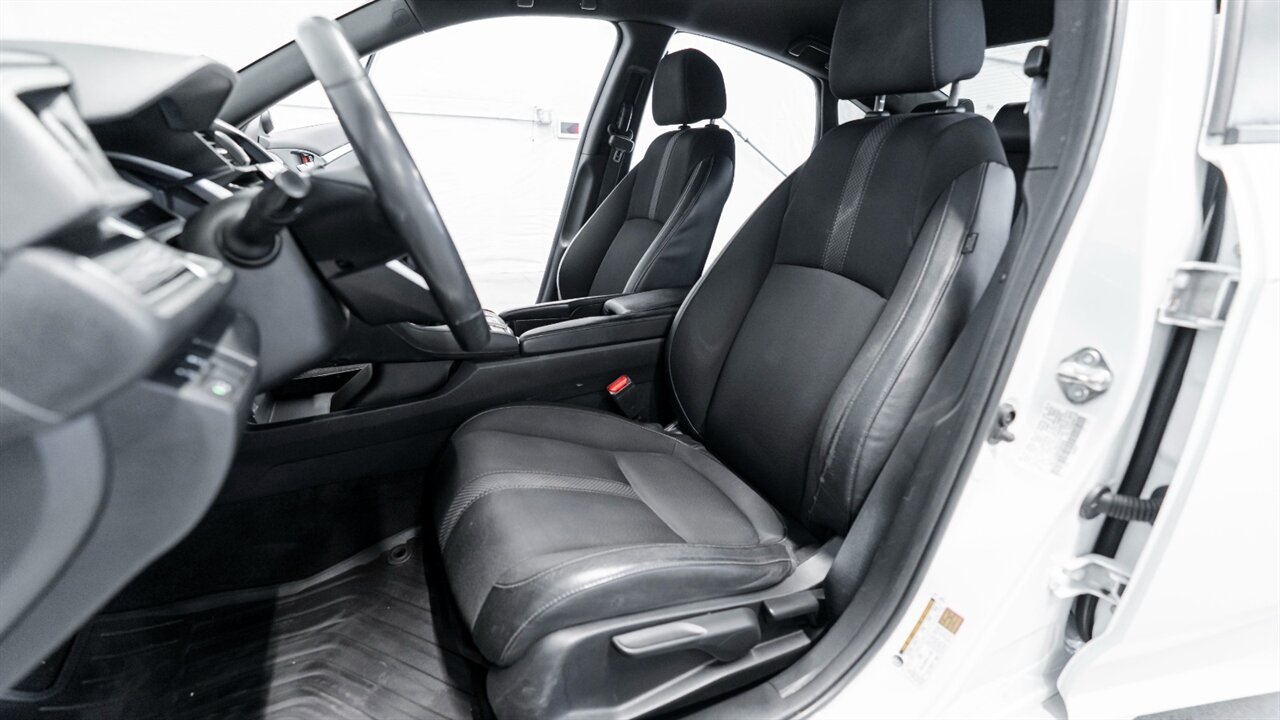 2019 Honda Civic Sport   - Photo 10 - Reno, NV 89511